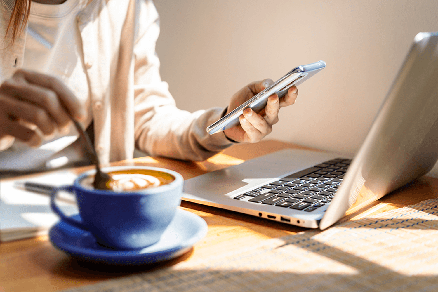 Beyond Public Wi-Fi: Why 5G Tethering is the New Executive Standard